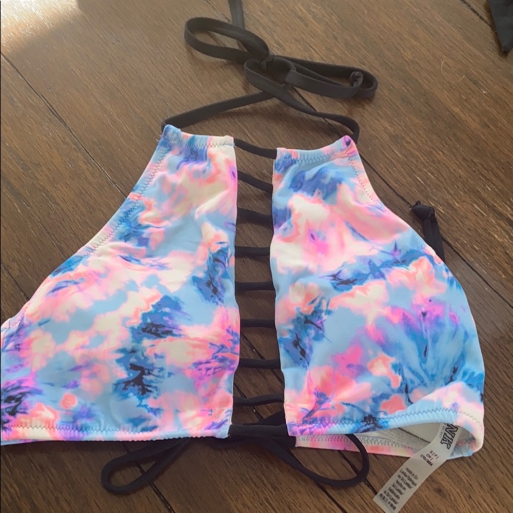 Victoria secret bikini top